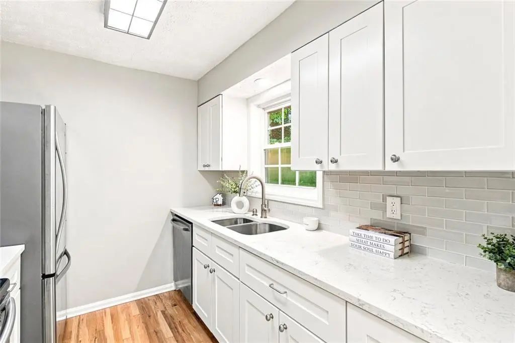 Unit D3 - 6304 Park Avenue, Sandy Springs