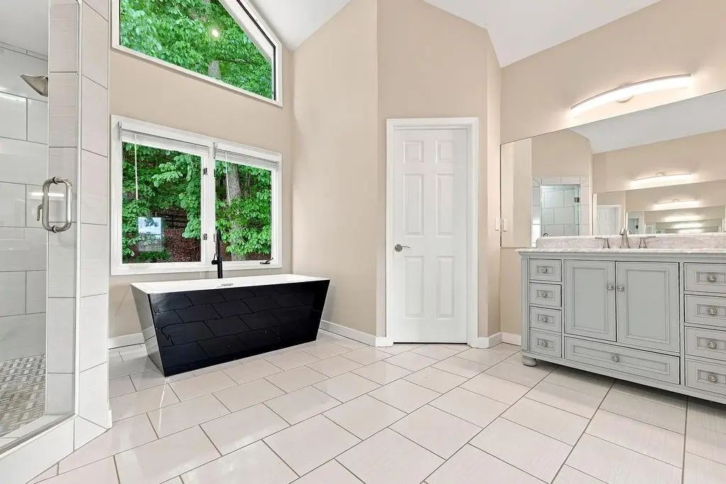 4217 N Mountain Road Ne, Marietta
