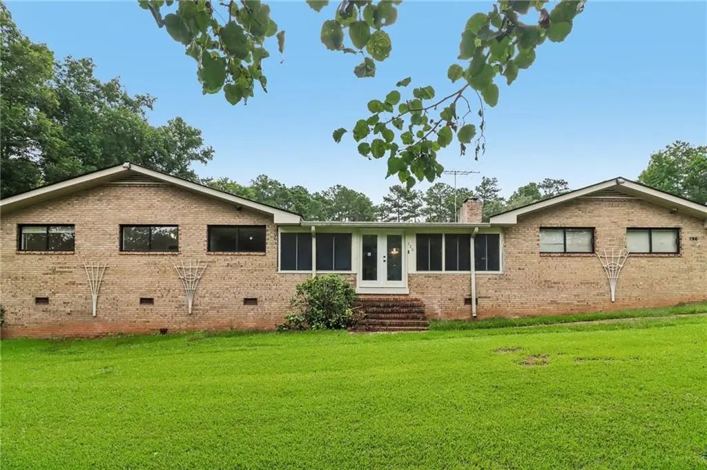 726 N Mcdonough Road, Griffin