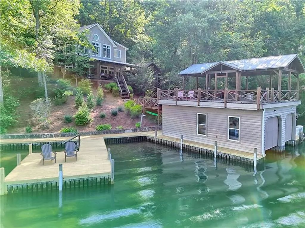 768 Wexford Way, Lakemont