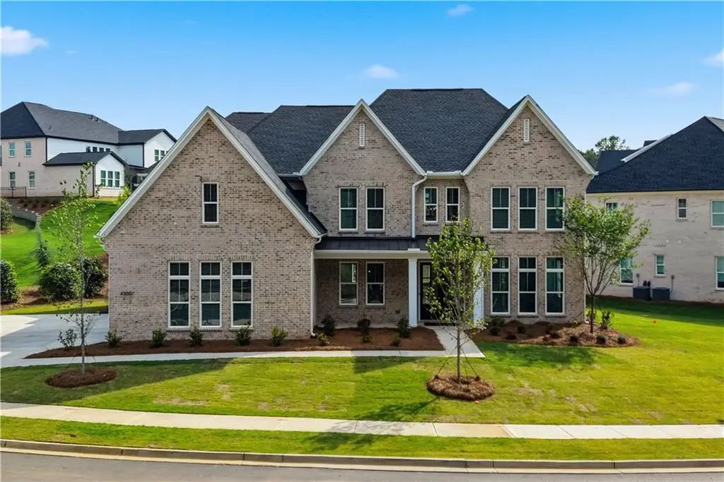 4300 Hawthorn Circle, Alpharetta
