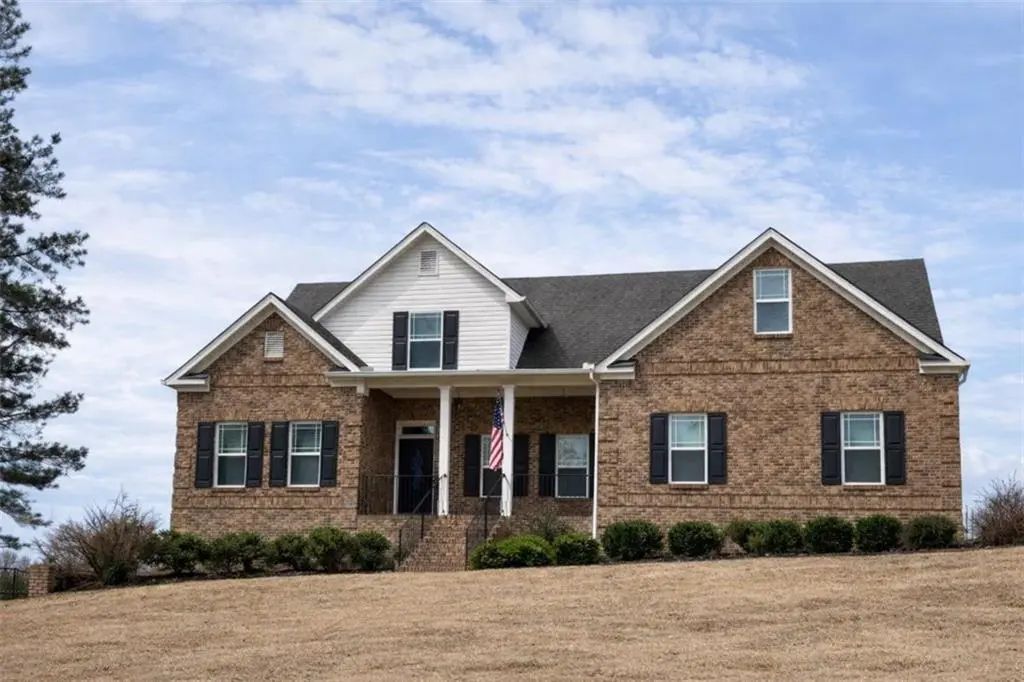 8967 Midlothian Court, Winston