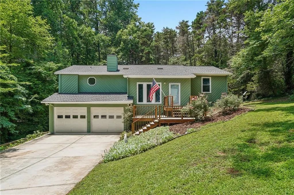 659 Sunshine Trace Nw, Acworth