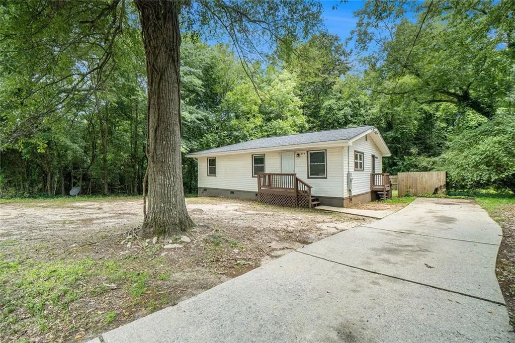 114 Howell Drive Sw, Atlanta