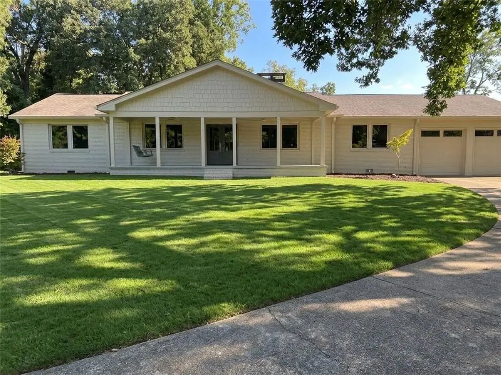 745 Honeysuckle Road Nw, Gainesville