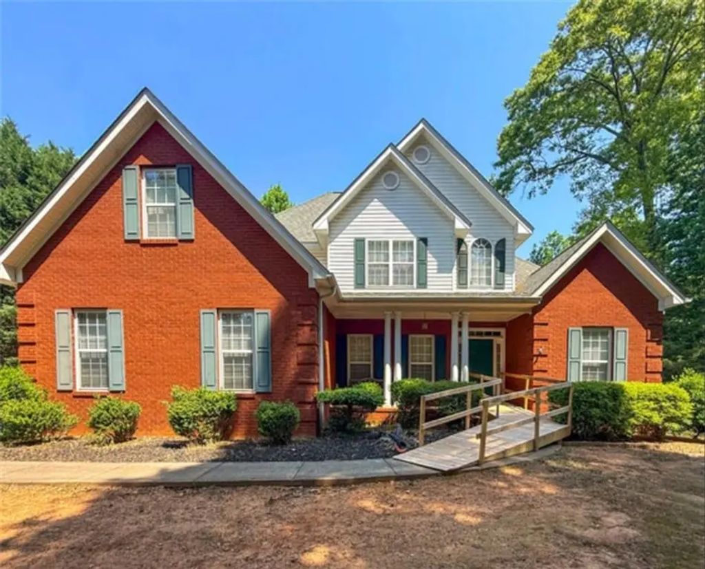 1020 Bench Mark Drive, Mcdonough