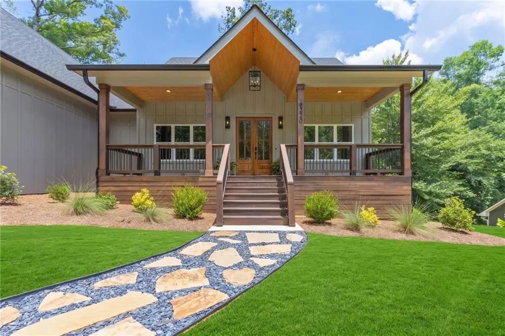 6220 Eagle Court, Gainesville