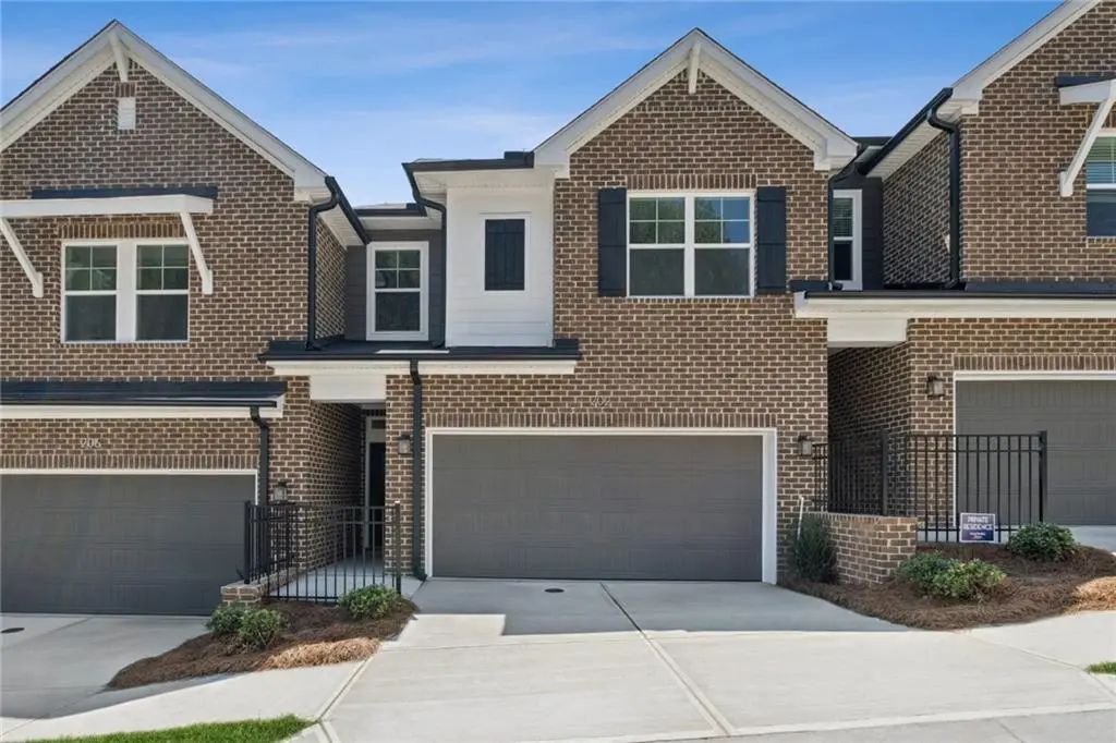 202 Redbud Road, Canton