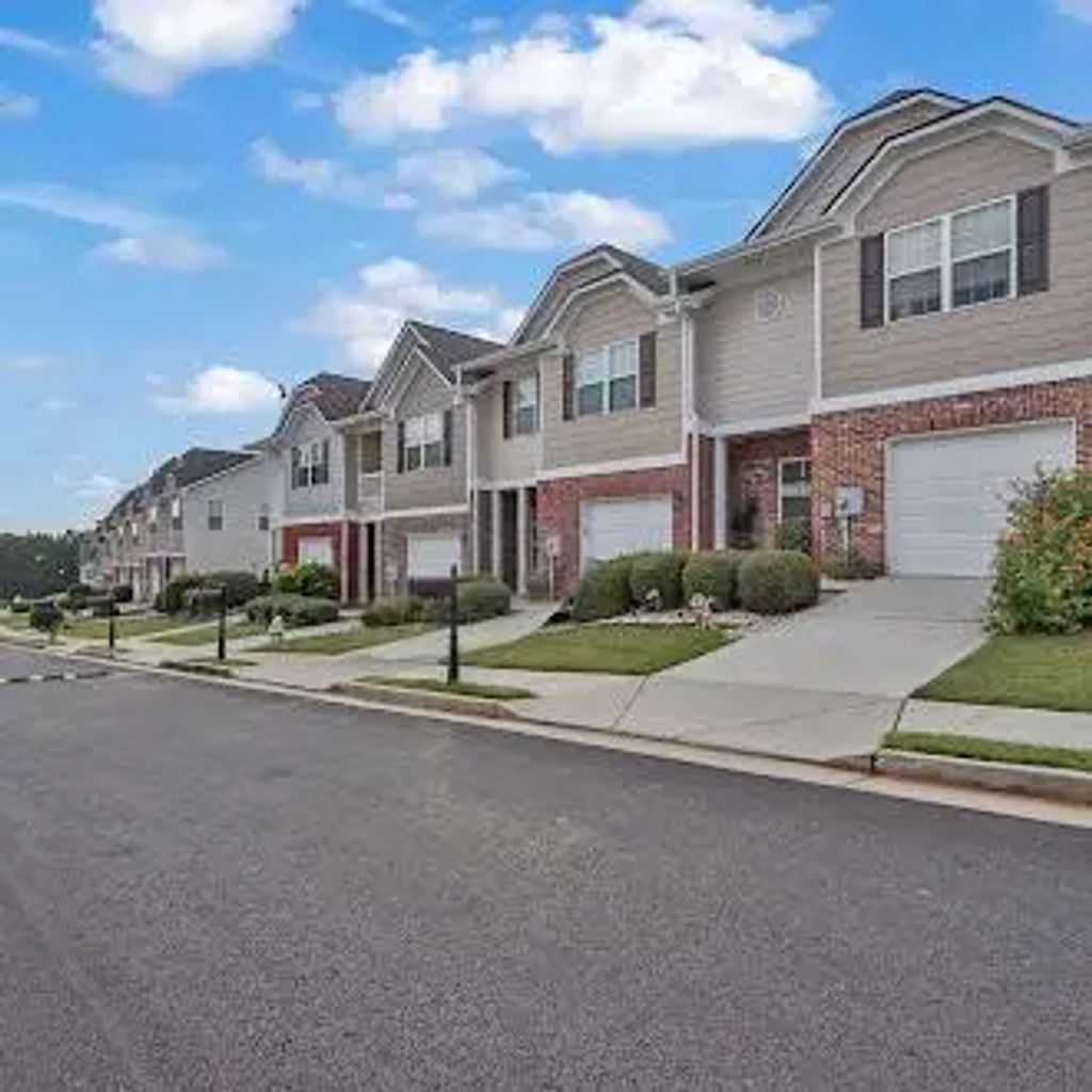 2118 Burns View Lane, Lawrenceville