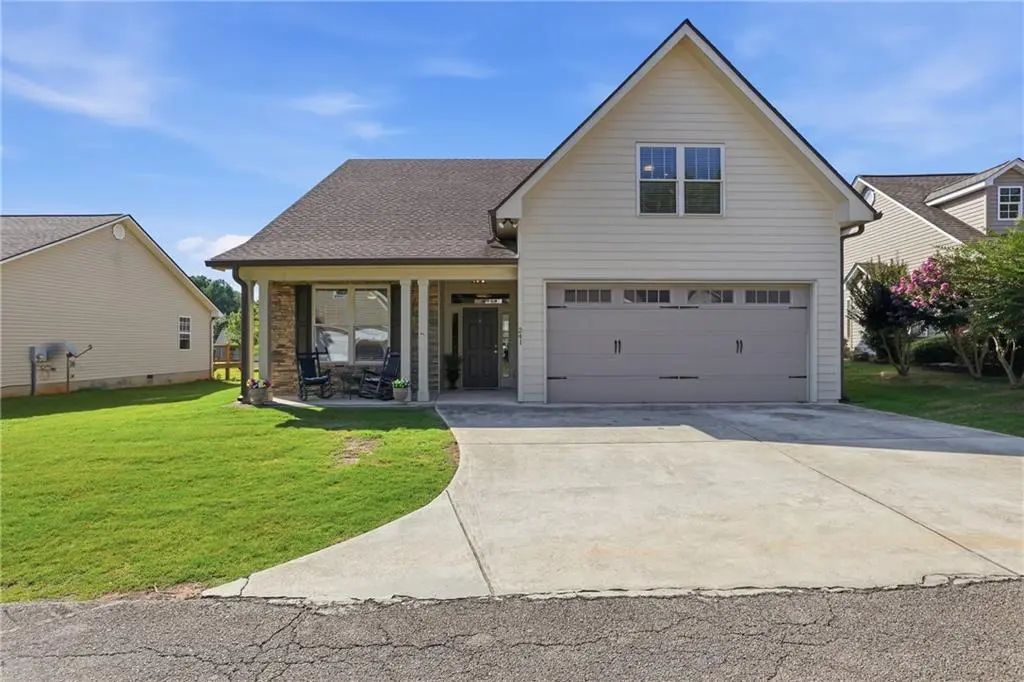241 Legacy Drive, Demorest