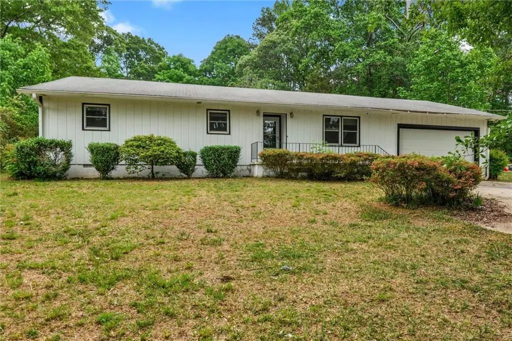 6174 Lower Dixie Lake Road, Union City