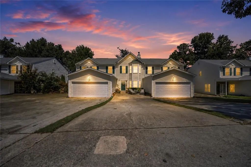 4625 Crawford Oaks, Oakwood