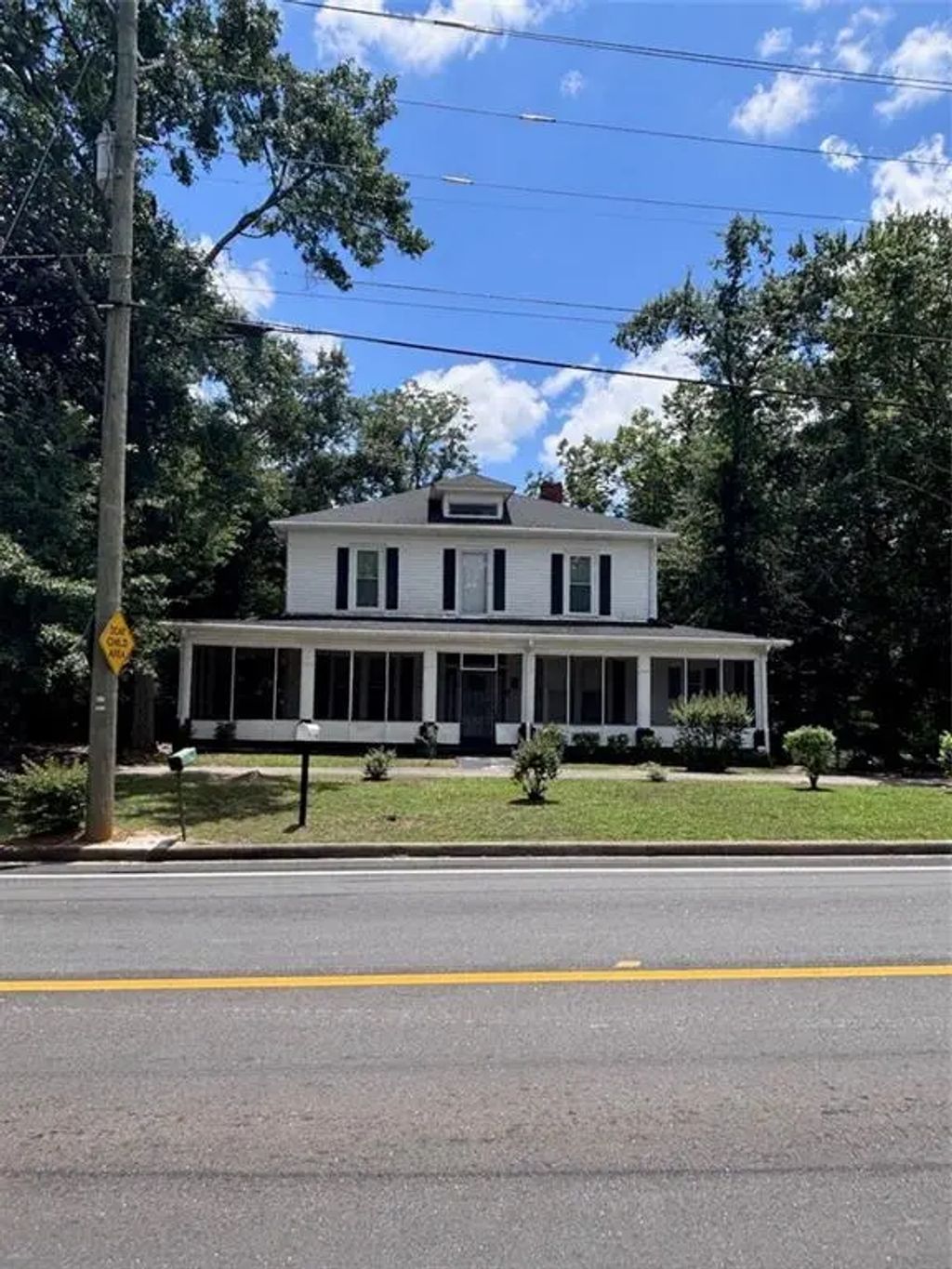 606 E Solomon Street, Griffin