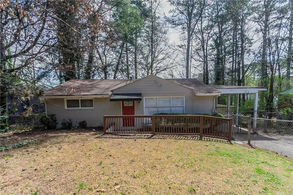 3425 Longleaf Drive, Decatur