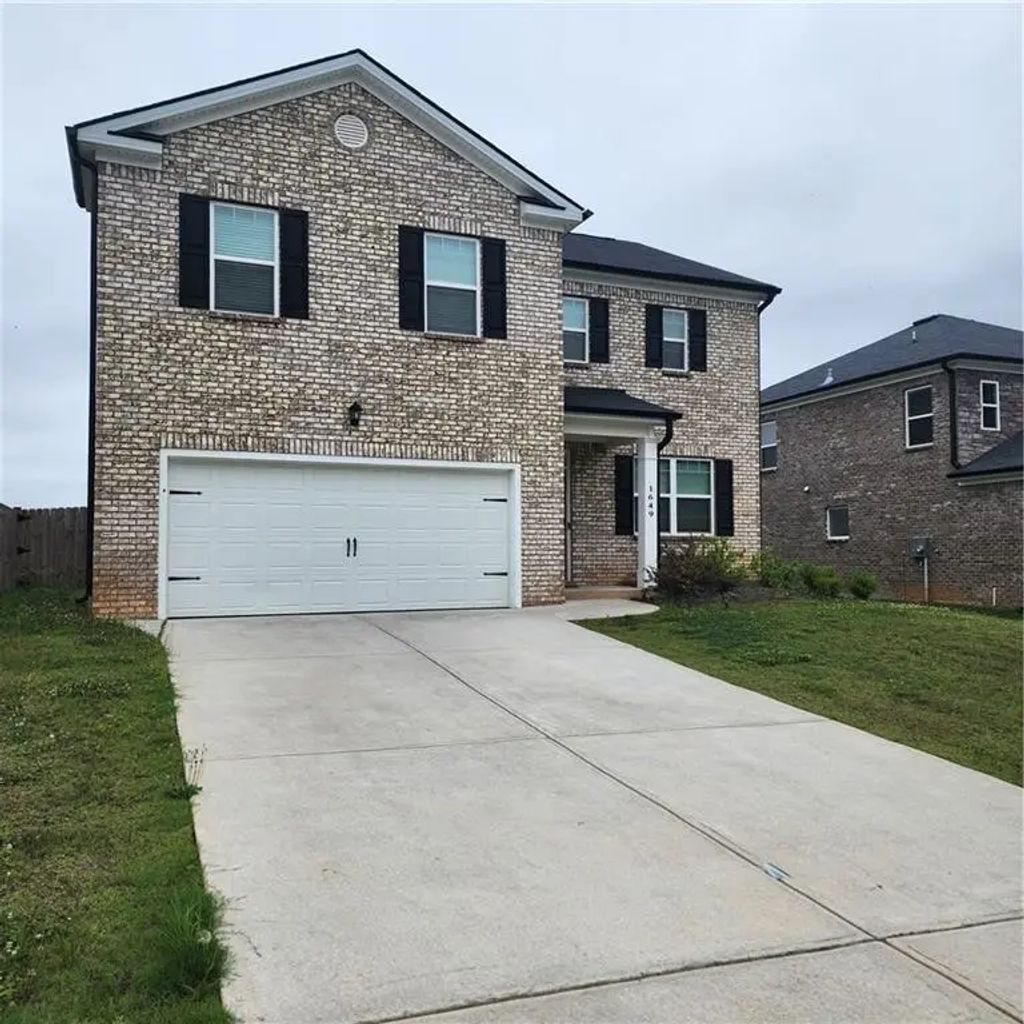1649 Jersey Drive, Stockbridge