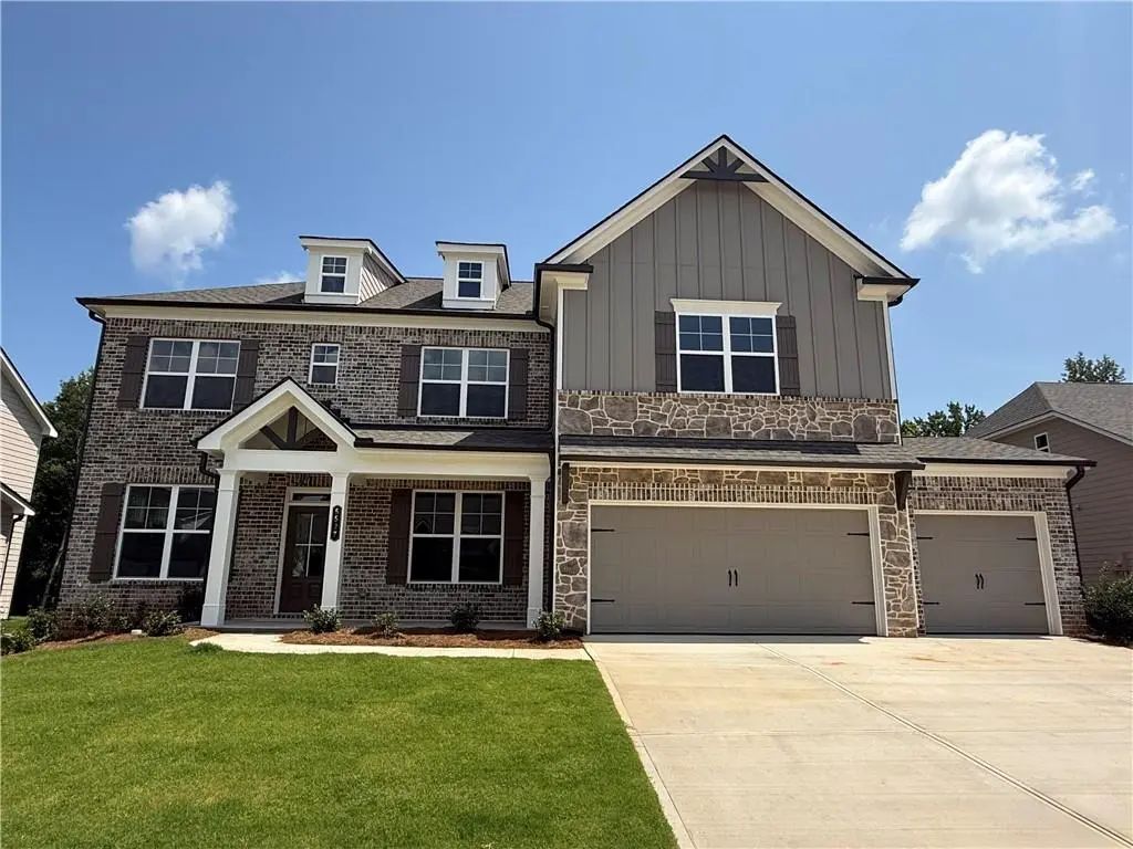 5527 Tullis Drive, Gainesville