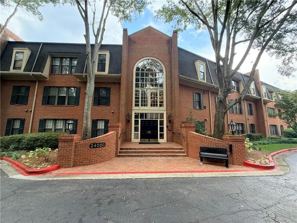 24216 Plantation Drive, Atlanta