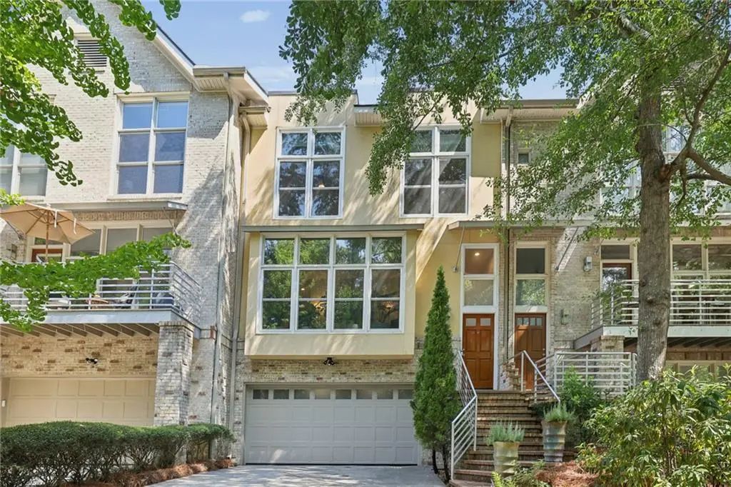 1334 Fernwood Circle Ne, Atlanta