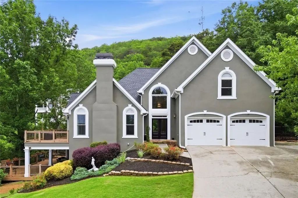 2951 Summitop Court, Marietta