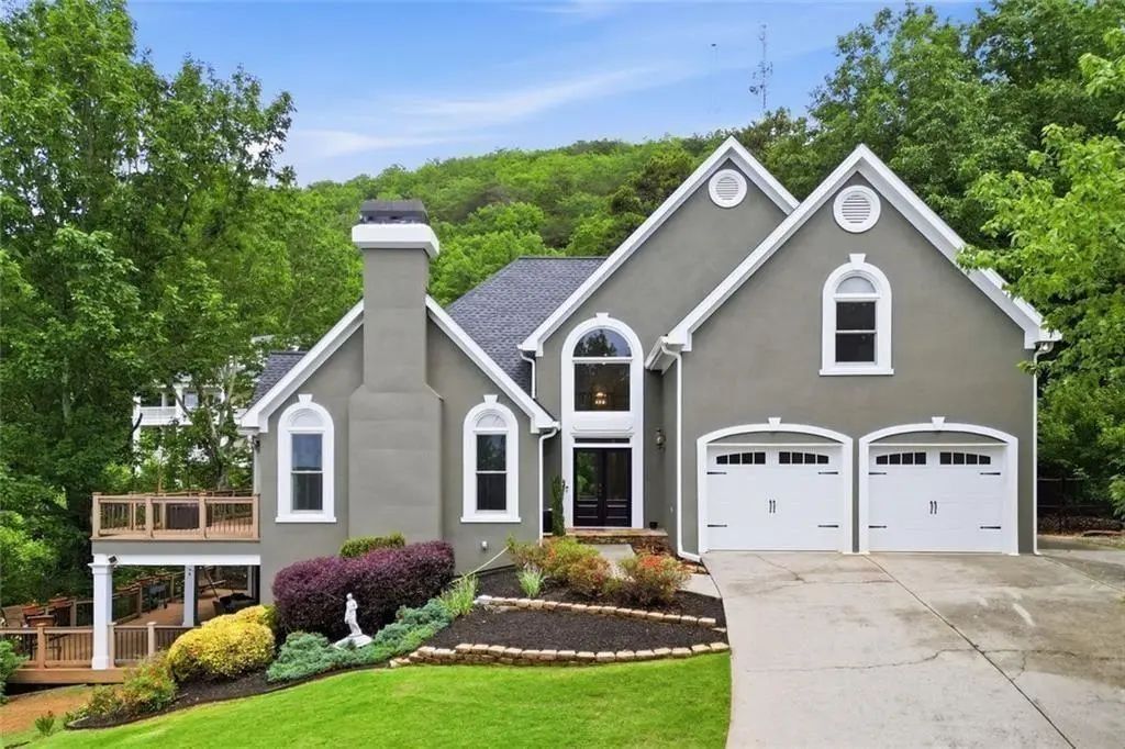 2951 Summitop Court, Marietta