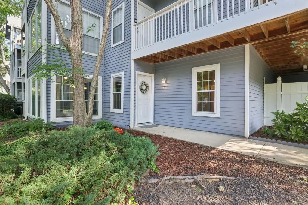 801 Gettysburg Place, Sandy Springs