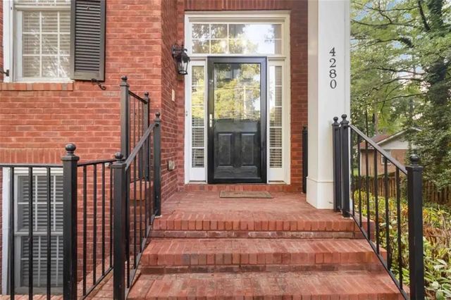 4280 Kingston Gate Cove, Atlanta