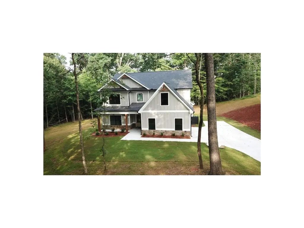 238 Signing Tree Trail, Clarkesville