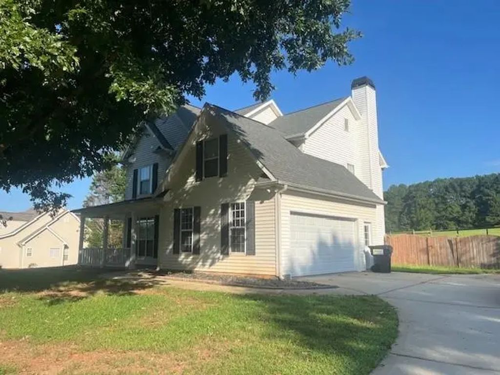 107 Meadows Drive, Senoia
