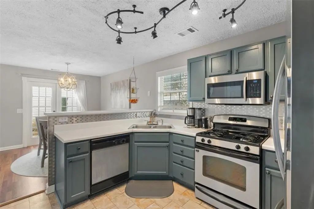 1061 Daventry Crossing, Woodstock
