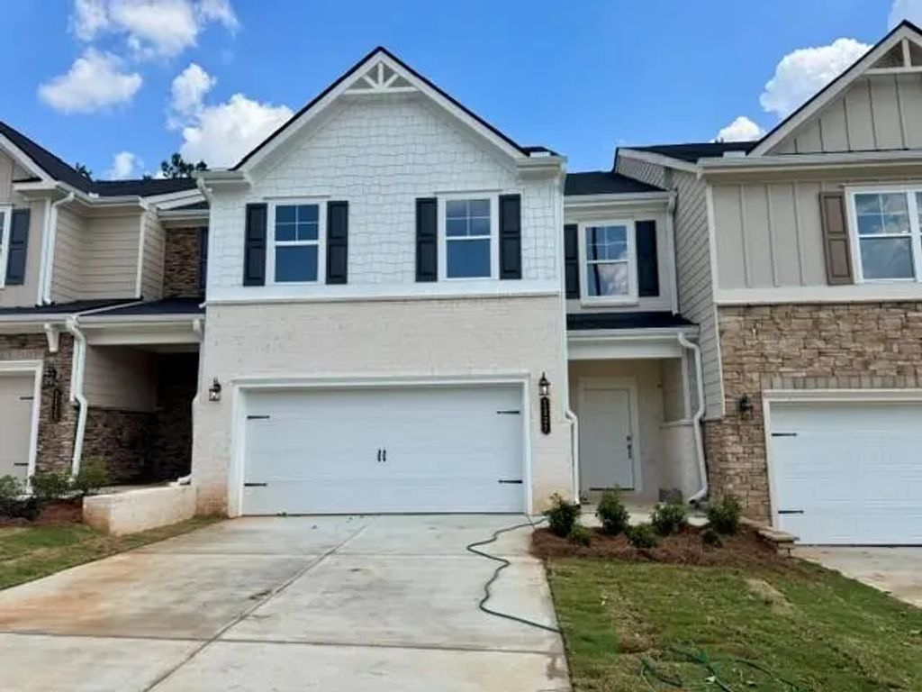 1227 Park Center Circle, Austell