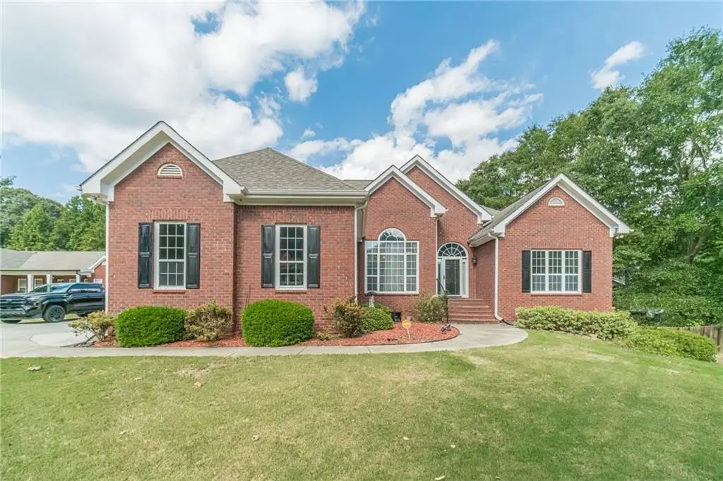 1855 Dartford Way, Hoschton