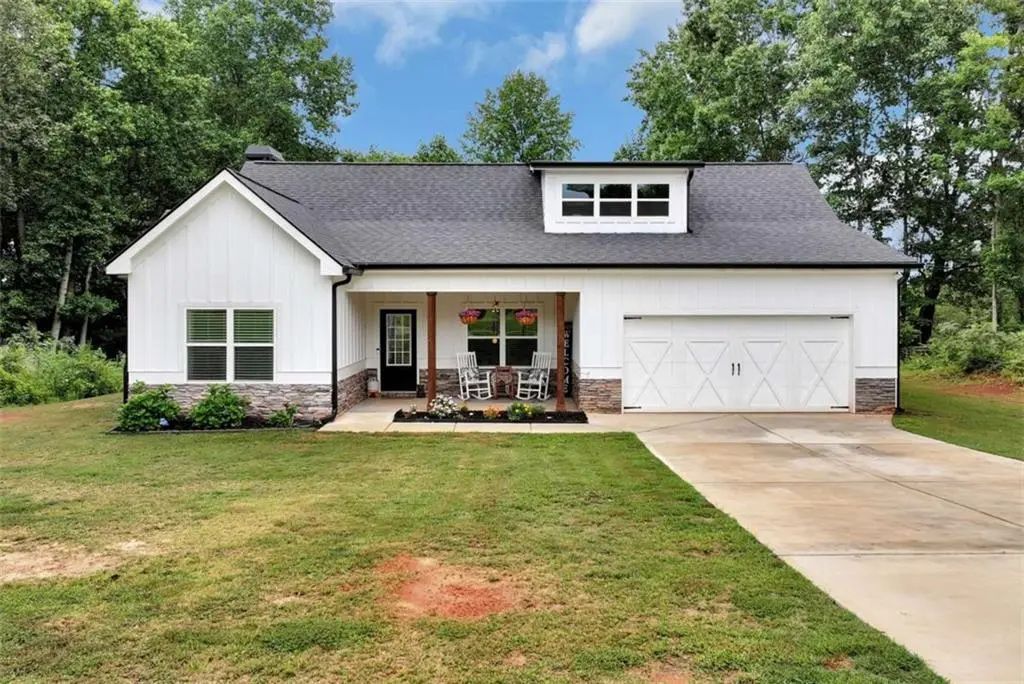 515 Forest Lake Road, Pendergrass