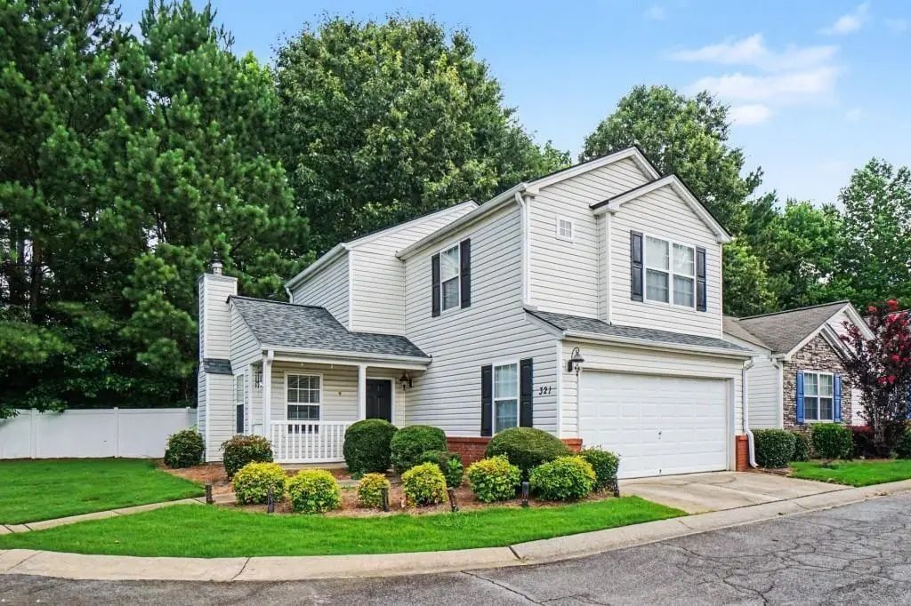 321 Windcroft, Acworth