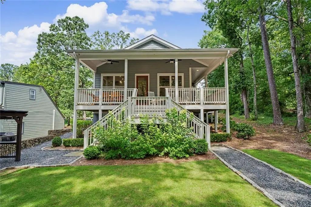 224 Lakeshore Circle Se, Acworth