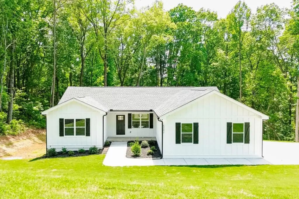 5342 Monarch Drive, Gainesville