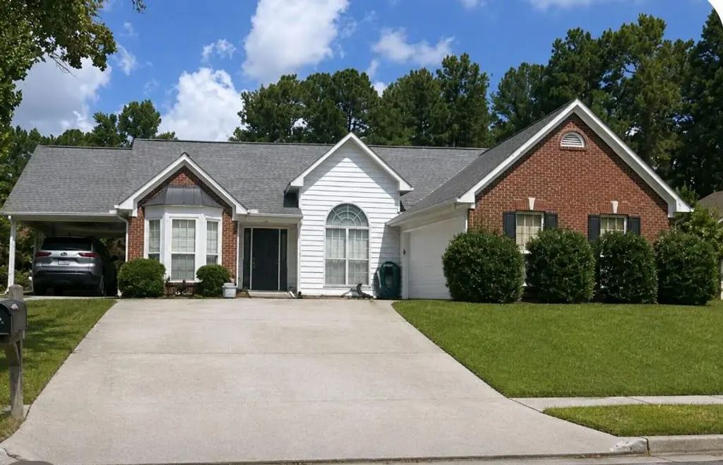 183 Brook Lea Cove Cove, Lawrenceville