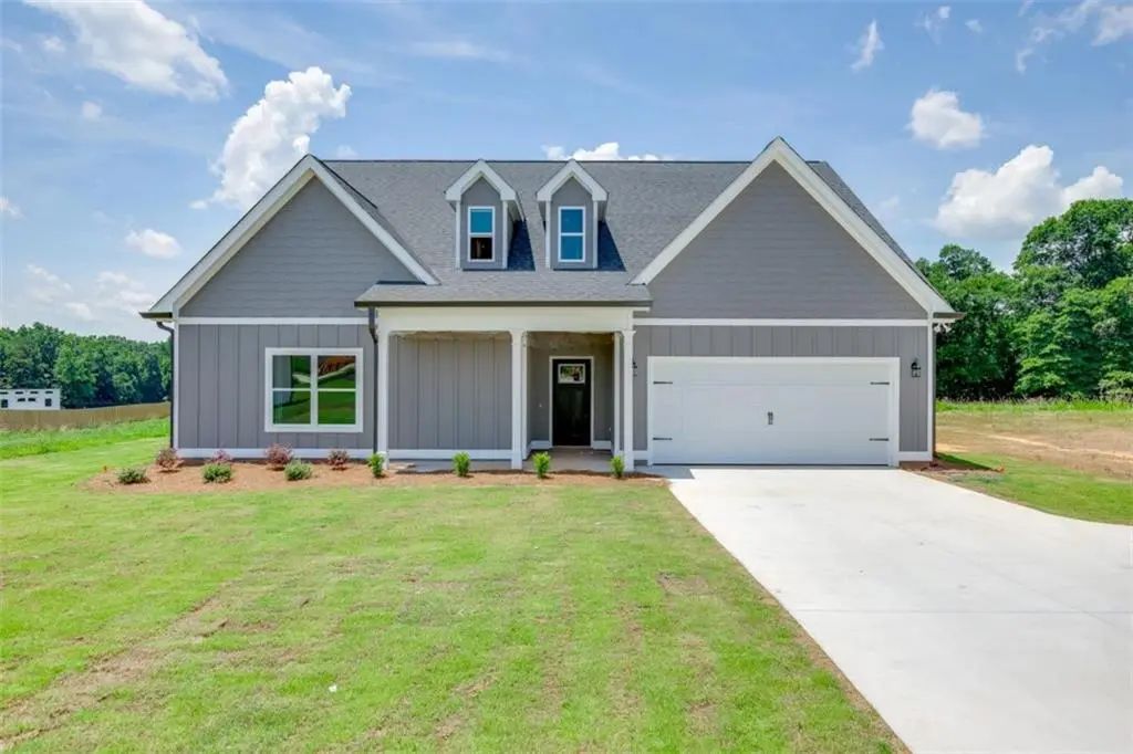 155 Creek Stone Drive, Hartwell