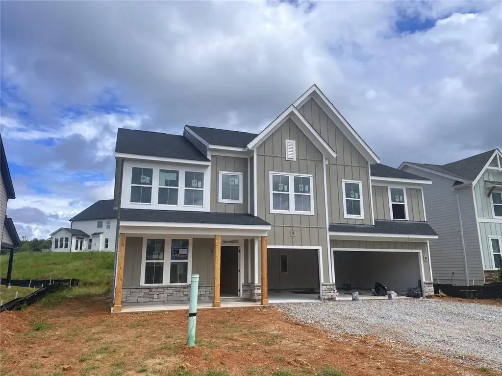 258 Loon Lake Way, Hoschton
