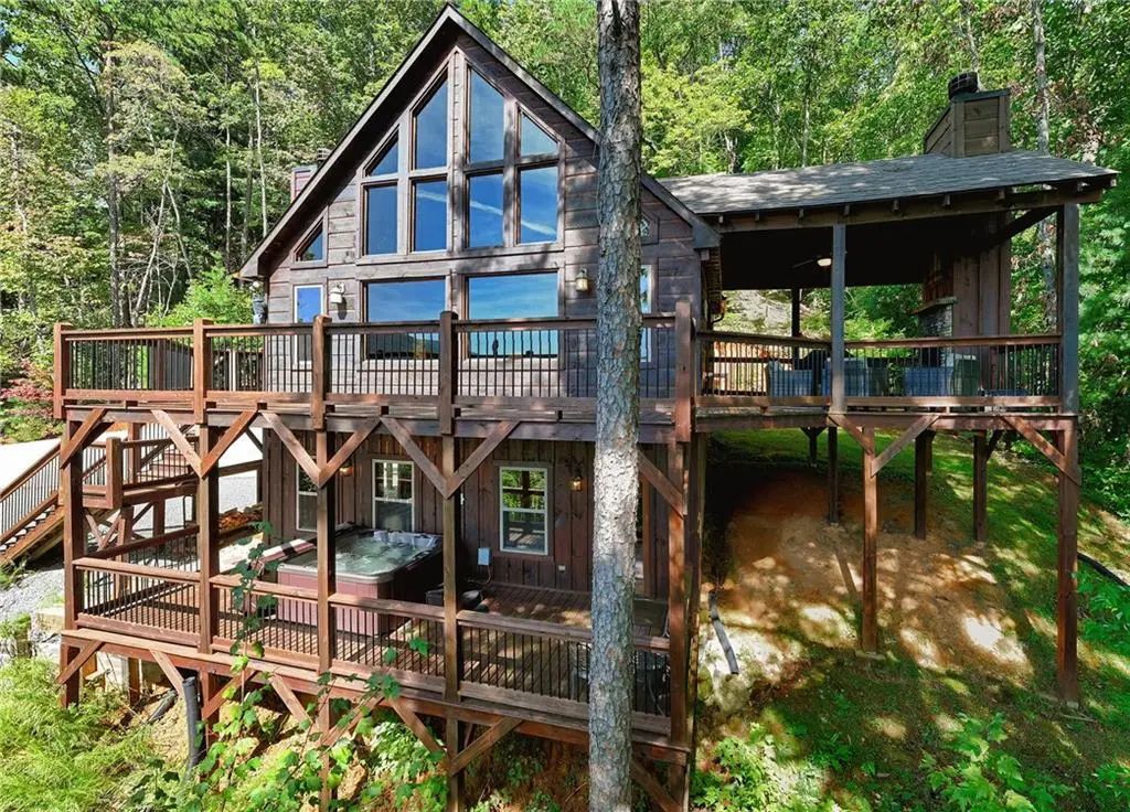 300 Cloudland Trace, Epworth