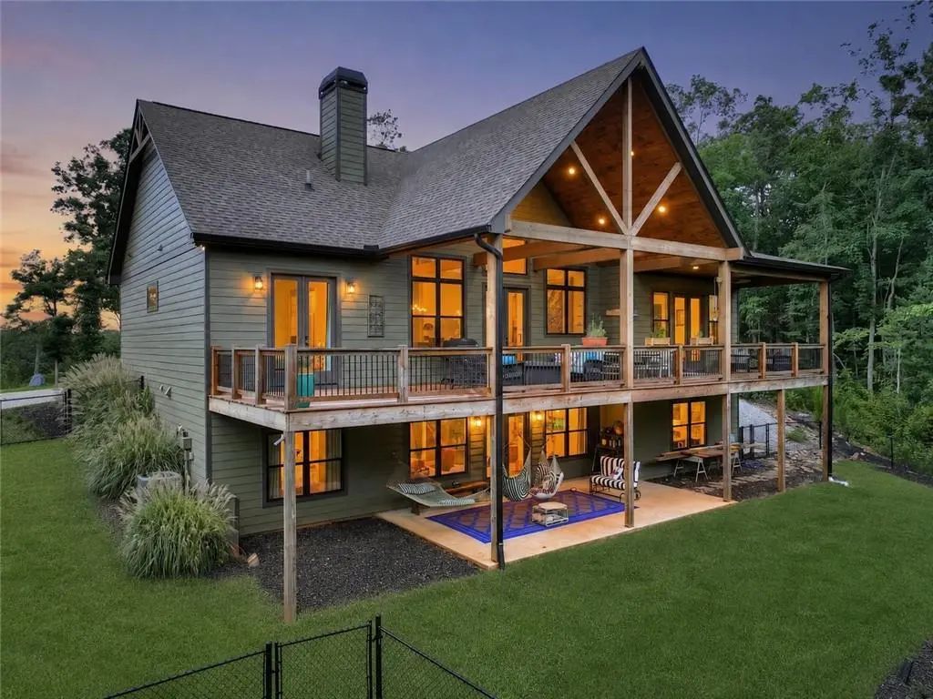 1567 Hap Holt Road, Ellijay