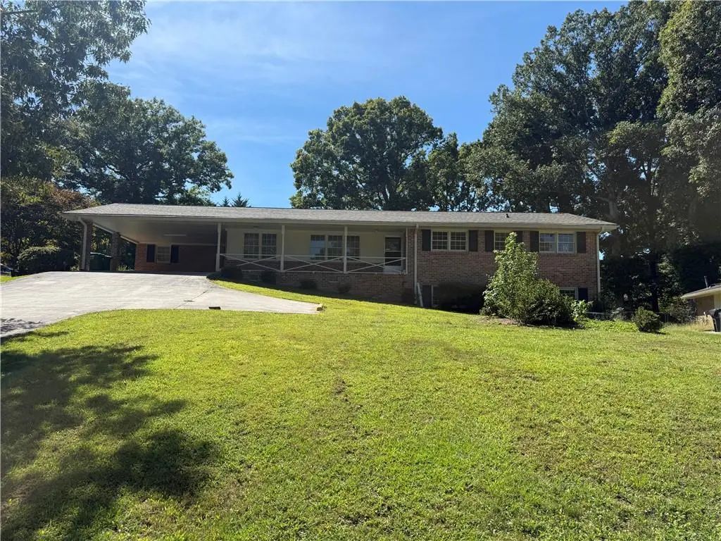2027 Kensington High Street, Lilburn
