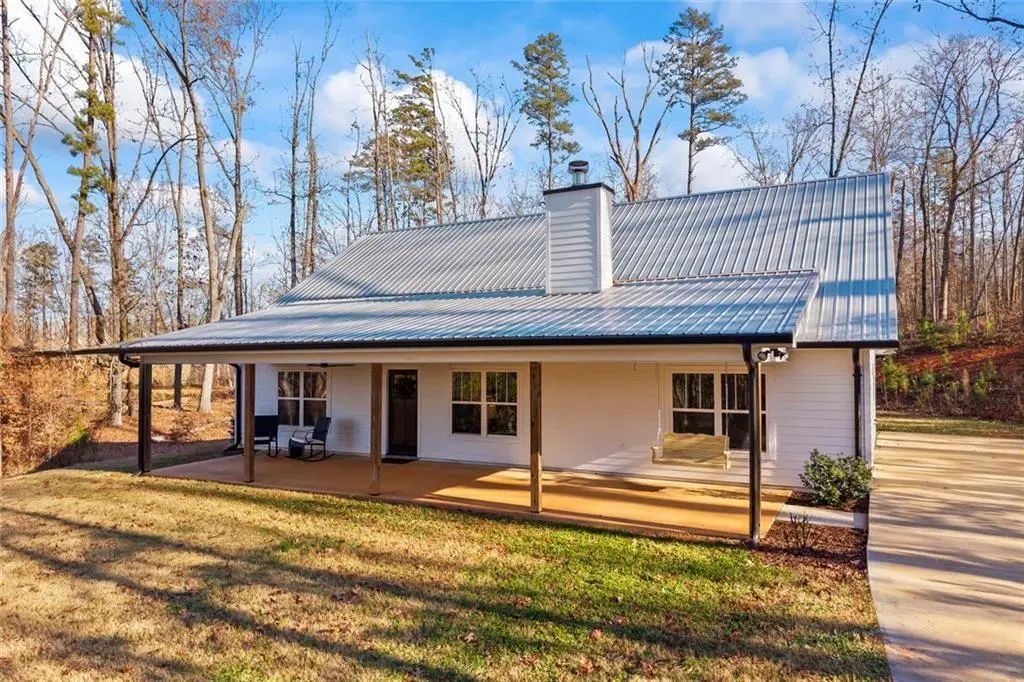 665 N Holcomb Drive, Martin