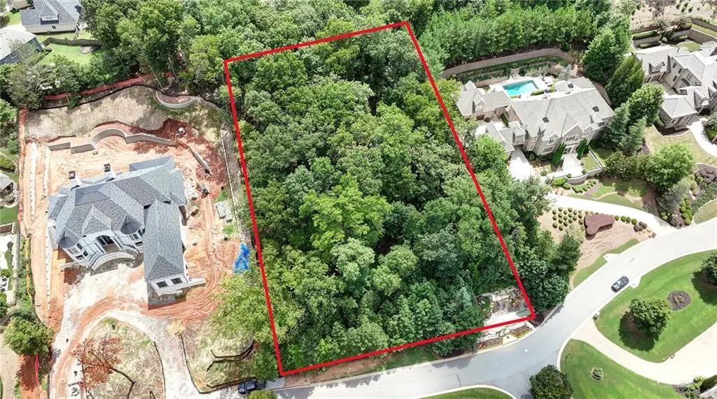 9715 Almaviva Drive, Alpharetta