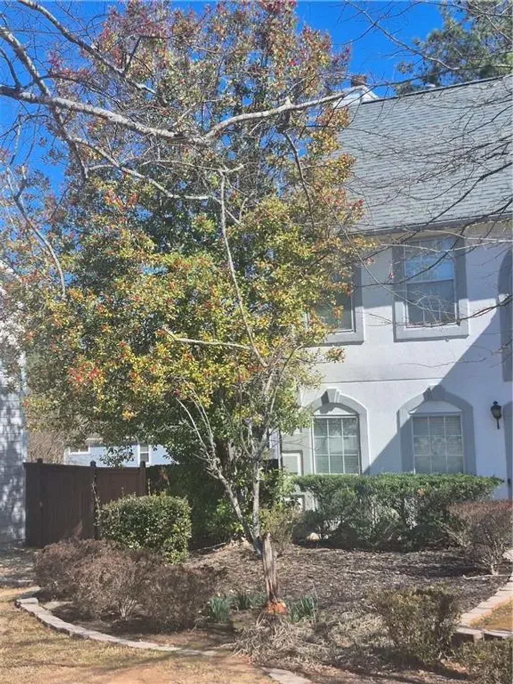 5560 Taylor Road, Alpharetta
