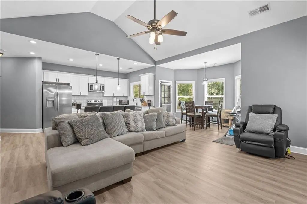 3104 Lakeview Parkway, Villa Rica
