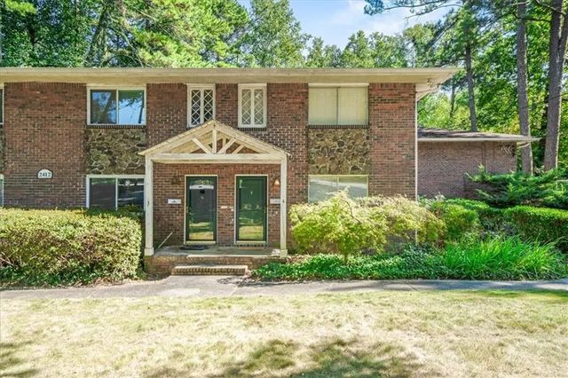 Unit 4 - 2412 Peachwood Circle Ne, Atlanta