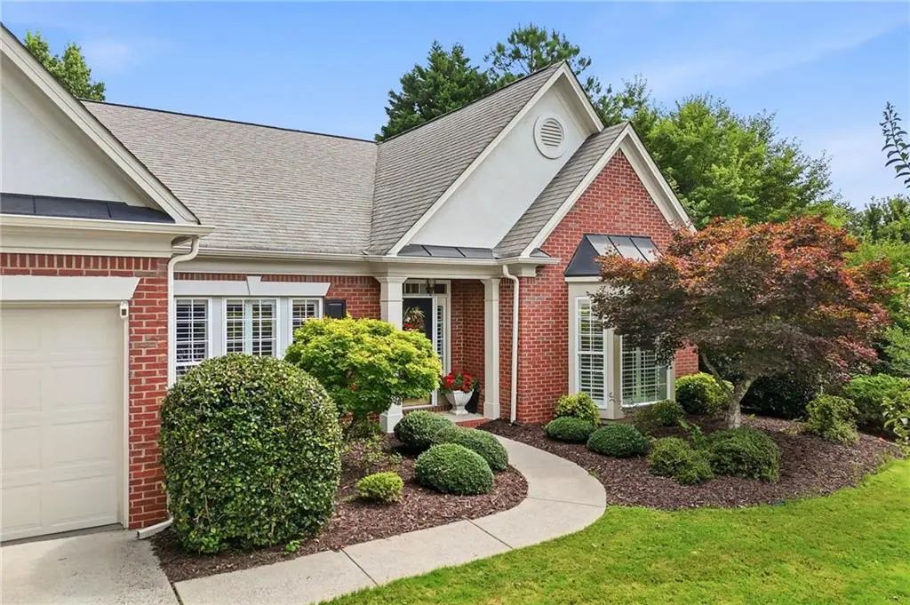 1430 Harburn Court, Cumming
