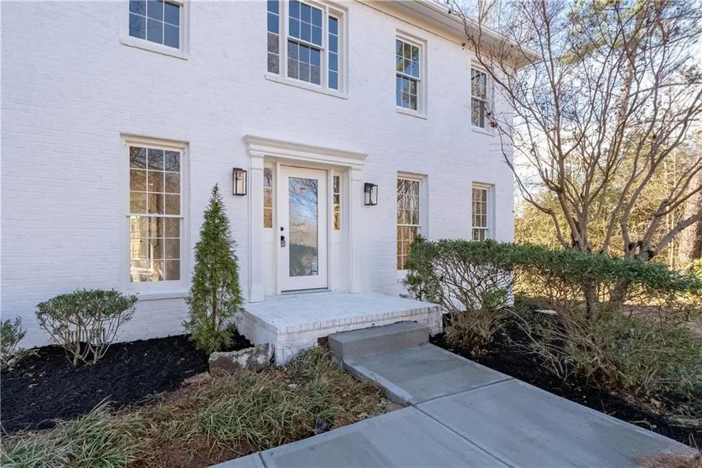 2360 Milstead Circle Ne, Marietta