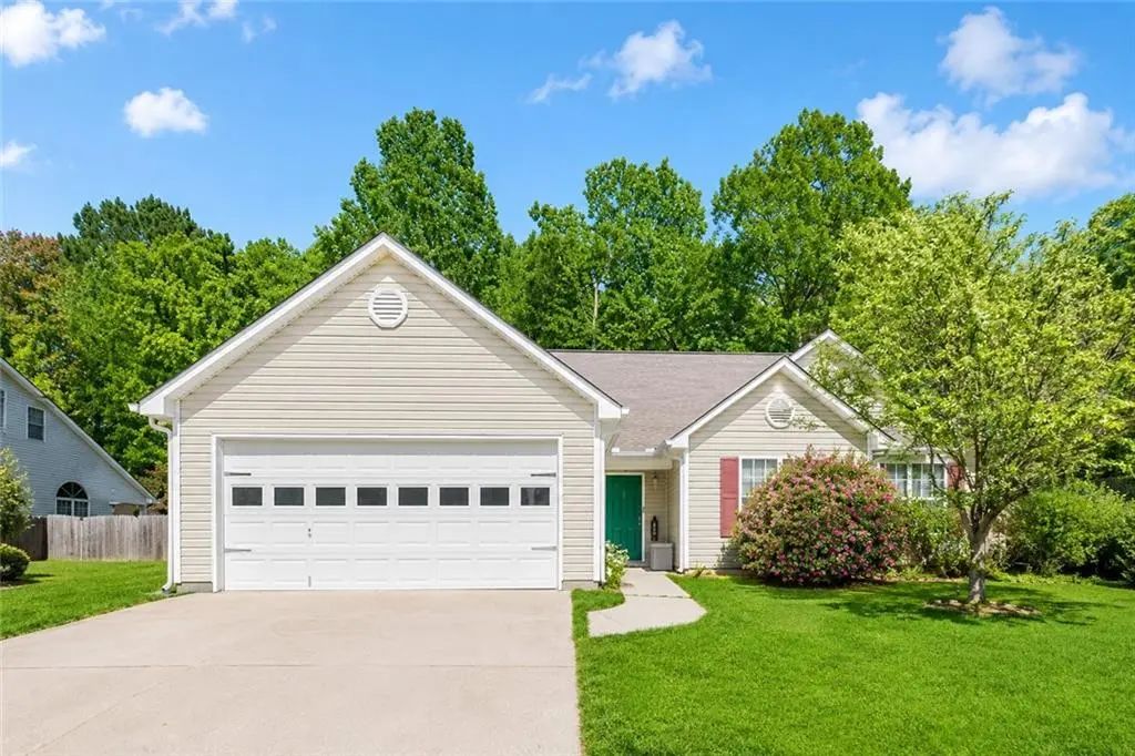 421 Arrowhatchee Drive, Winder