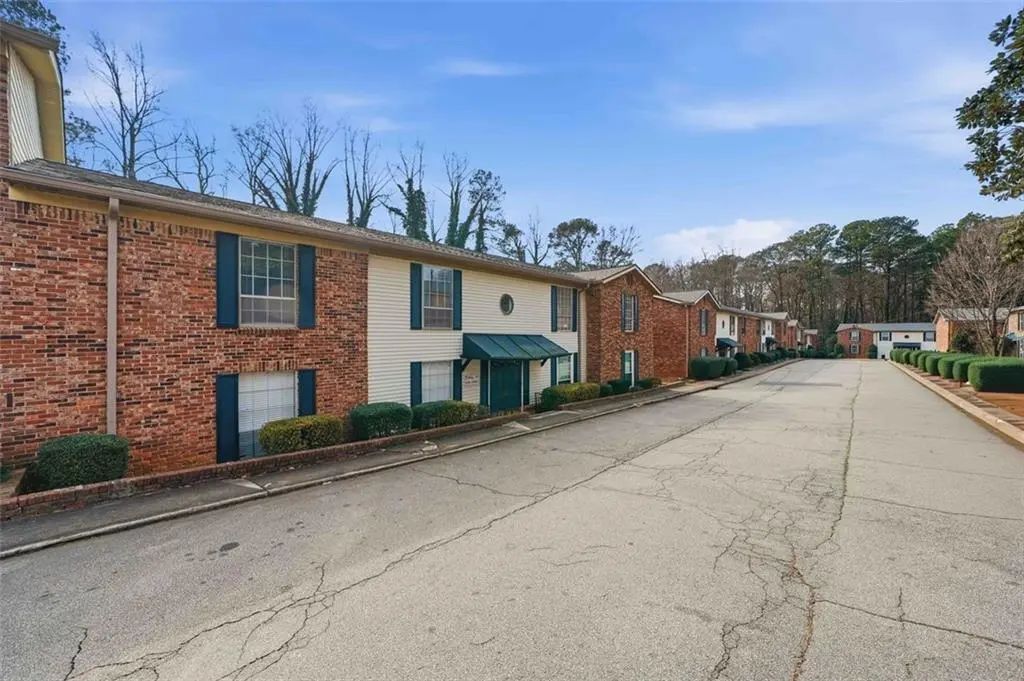 5506 Kingsport Drive, Atlanta